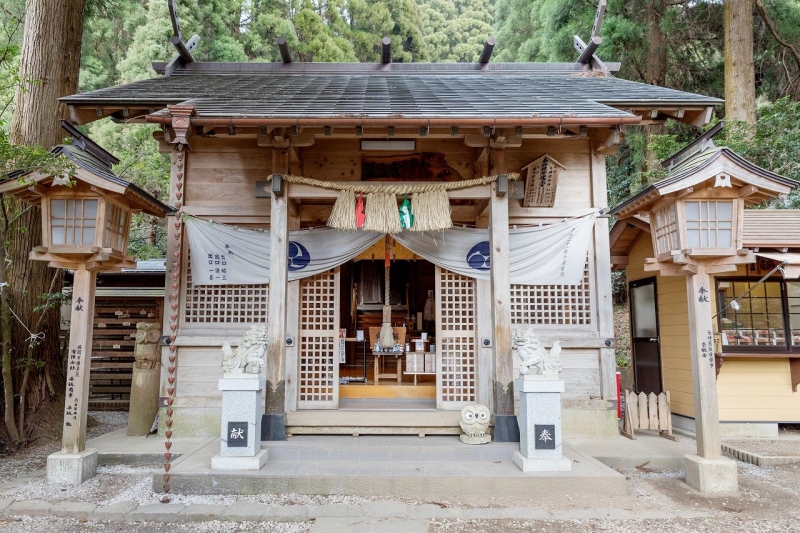 荒立神社 | 観る | 高千穂町観光協会【公式】 宮崎県 高千穂の観光